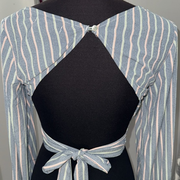 Fanco Open Back Long Sleeve Wrap Top - Picture 6 of 8